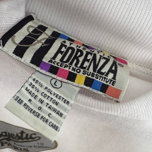 Forenza Vintage White Graphic Turtleneck Sweater - Picture 11 of 12